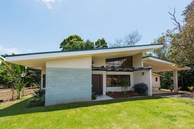 Casa en el Hoyón - Arquitectura de casa de un nivel